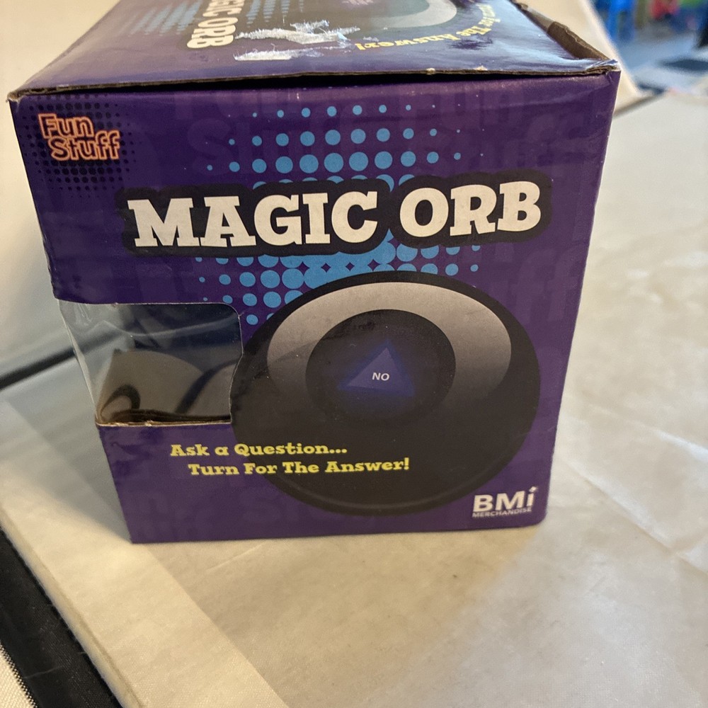 Fun Stuff Magic (8-Ball) Orb - Ask a Question...Turn over for the Answer! NIB