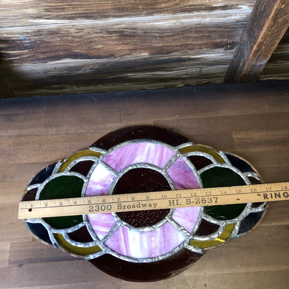 Vintage Stained Glass Oval Shape Design