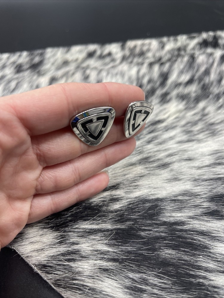 Stunning Silvertone Vintage Cuff Links #Q43