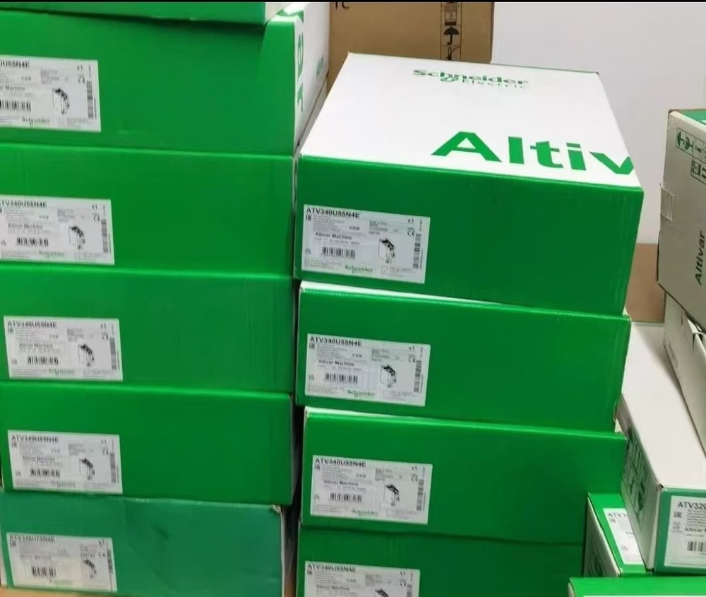 1 PC NEW ATV340U40N4 Schneider frequency converter ATV340 UPS or FedEx