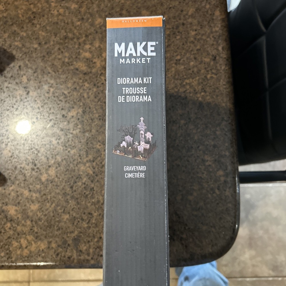 Make Market Diorama Kit Halloween Graveyard