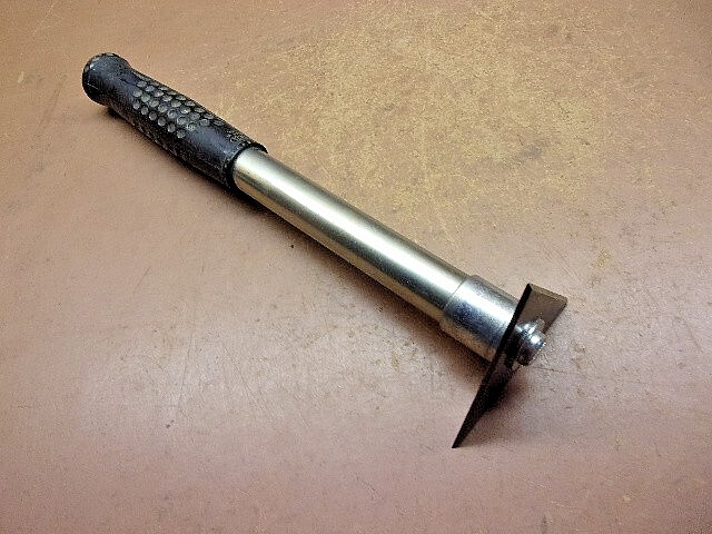 Hunt Wilde USA Paint Woodworking Triangular Scraper 10" Long Barely Used Sharp