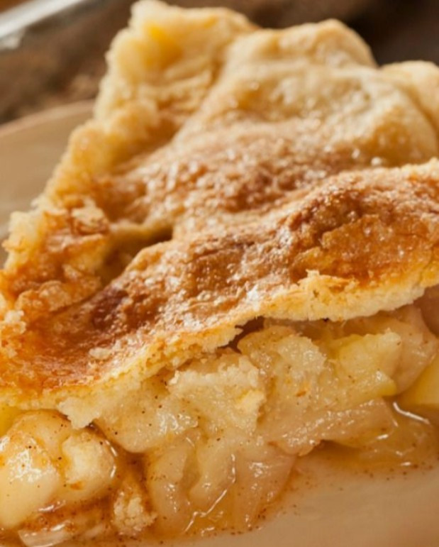 2  Delicious Apple 🍎 pies