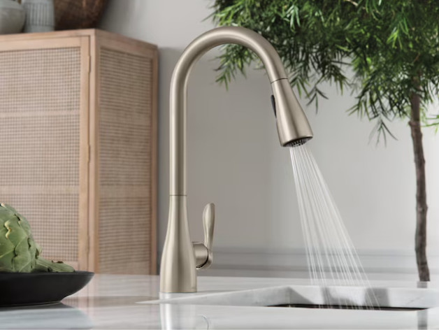 Moen Georgene Pull-down Kitchen Faucet (Spot Resist Stainless)