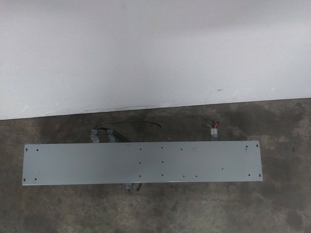 Cooper B-line Auxiliary Gutter 480 V 3 Phase Part#66e