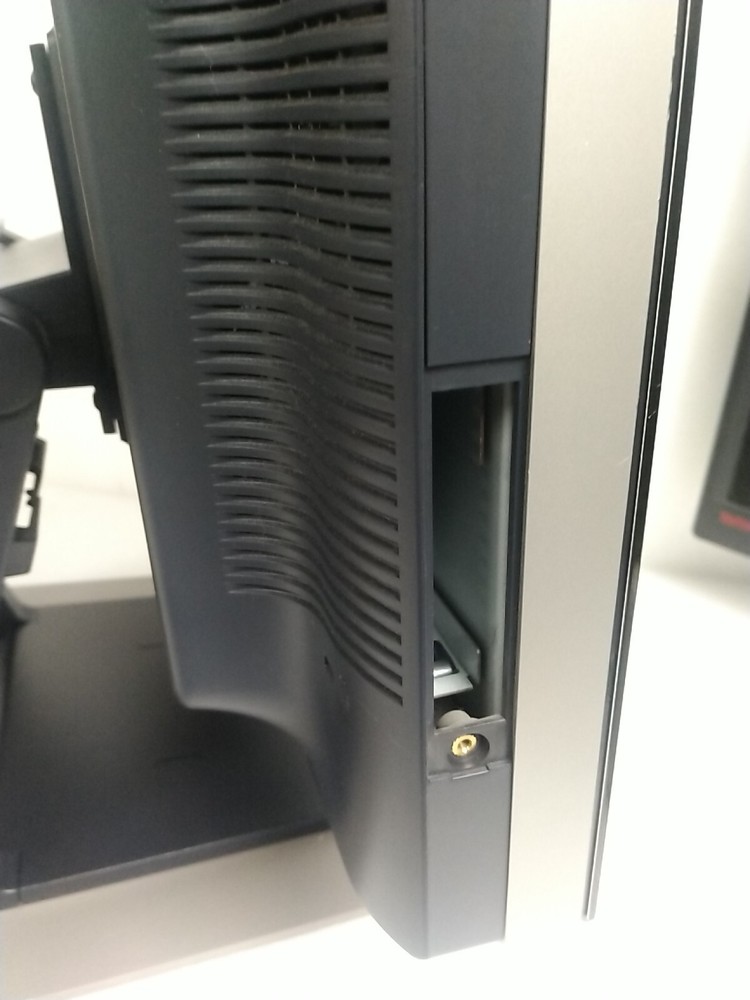 ELO Touch Solutions 19" POS Terminal ESY19R2 AIO