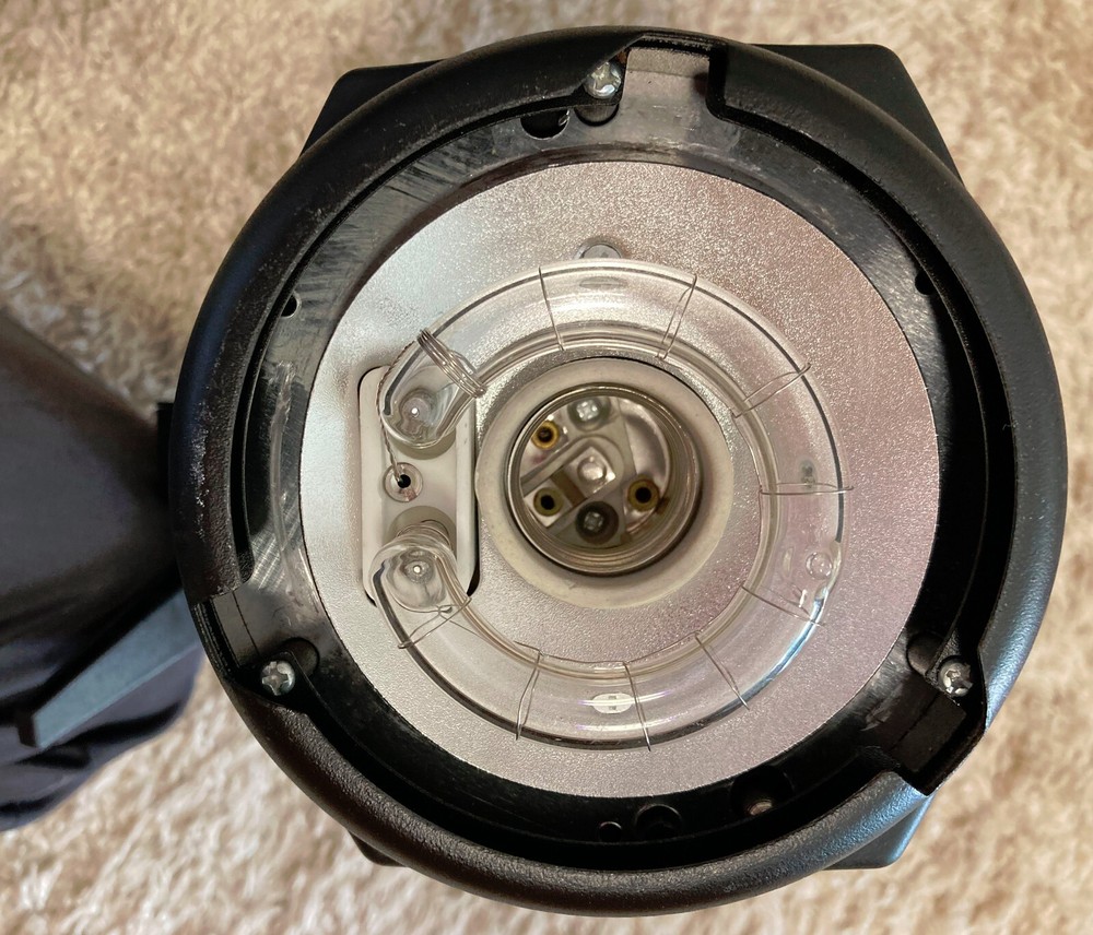 Walimex CY-600K Studio Blitzgerät Black Incl. Power & Sync Cable