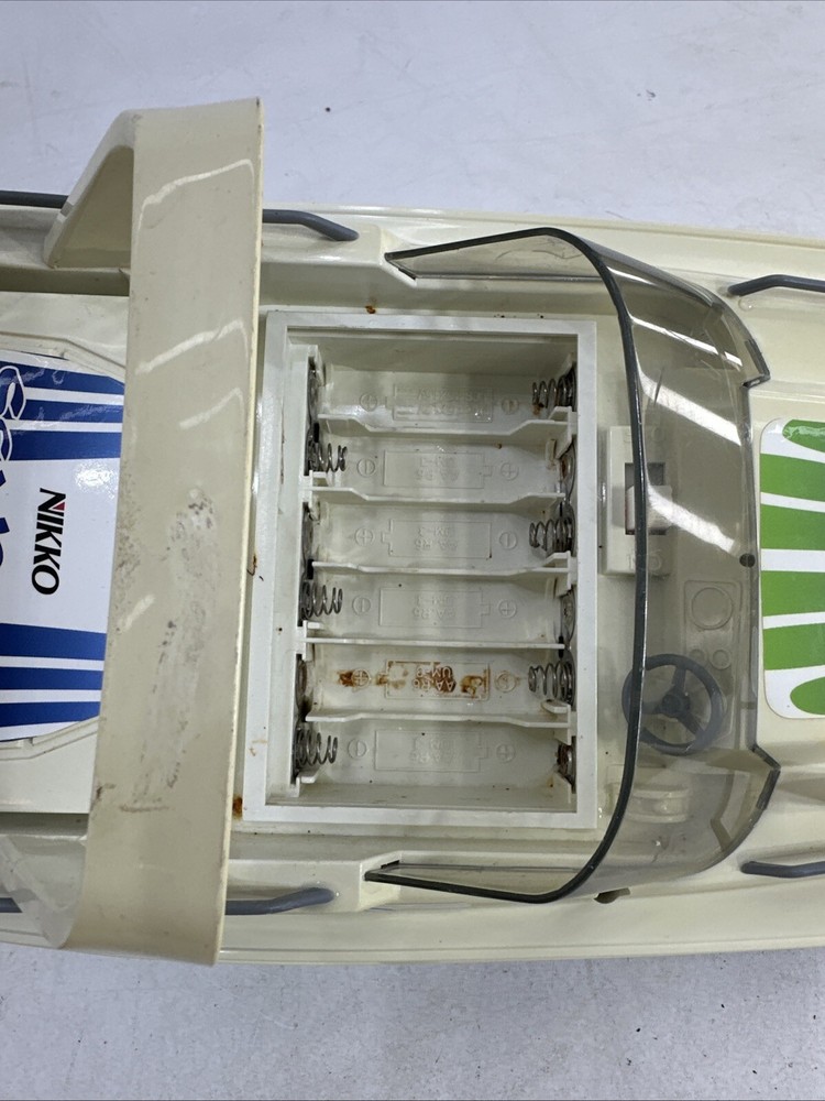 RARE Vintage Nikko Seahawk RC Boat With Controller