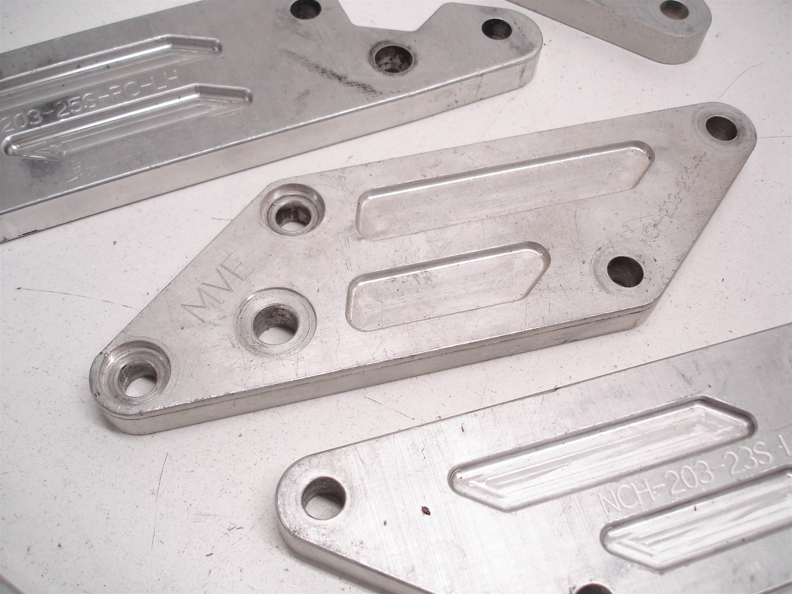 15 NASCAR ROUSH RACING BILLET ALUMINUM BRACKETS / HURST SHIFTER MOUNTS ETC