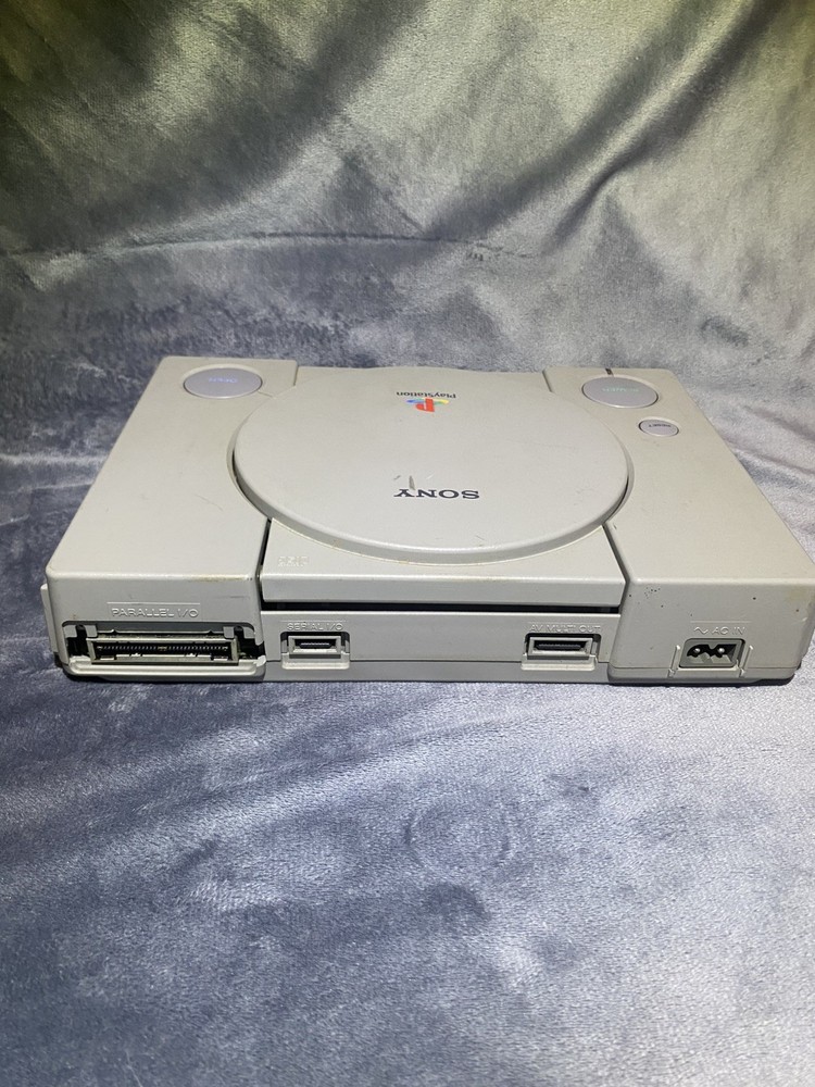 Sony PS1 PlayStation One SCPH-7501 Console- Untested Powers On