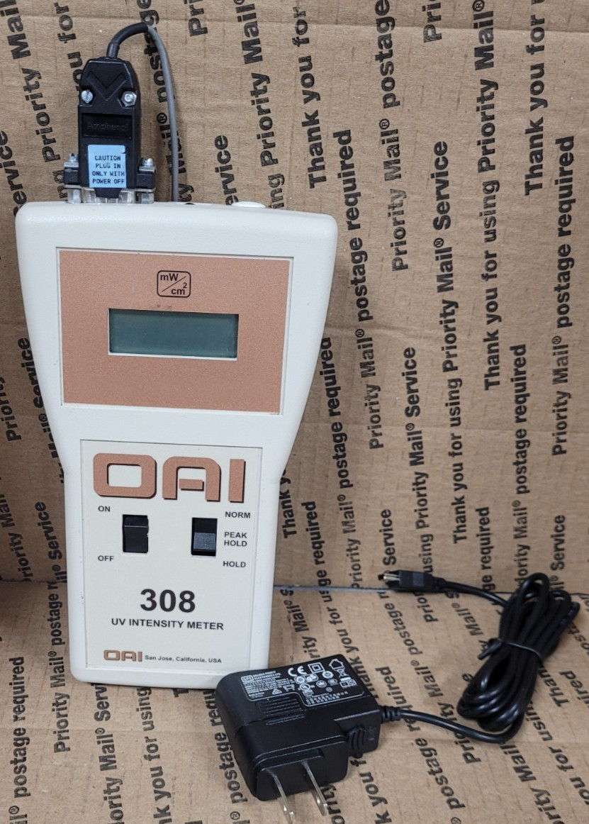 Optical Associates OAI 308 UV Intensity Meter W/UVB Probe/Sensor (TURNS ON)