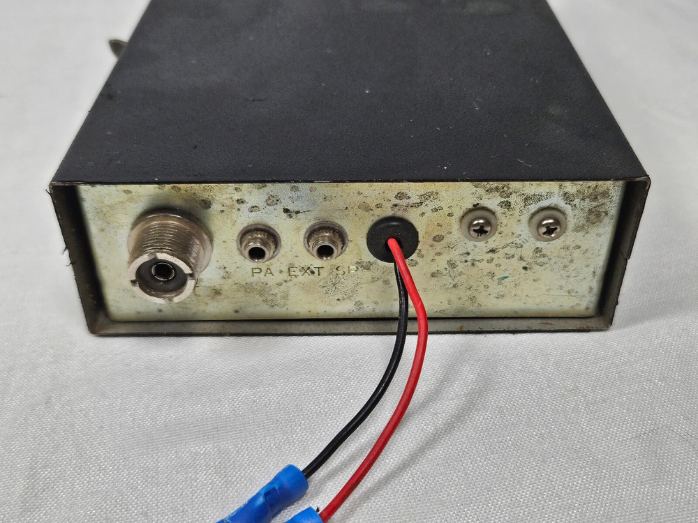 Vintage Commando 2300 CB Radio Unit Only Untested