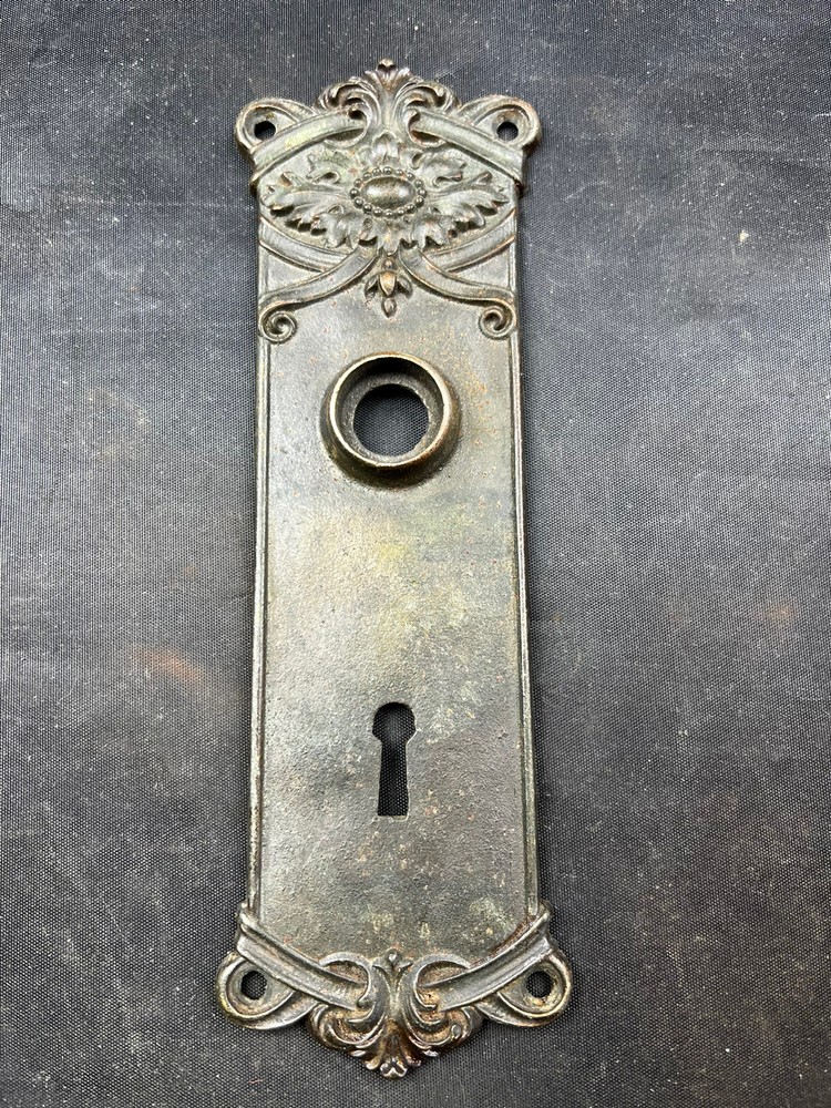 Corbin 1905 Concord Passage Set Knobs, Plates, Mortise I-10500