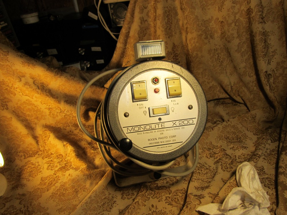 Bowens Bogen Monolite X200 Studio Strobe Flash Head   & Cap V15 2 available