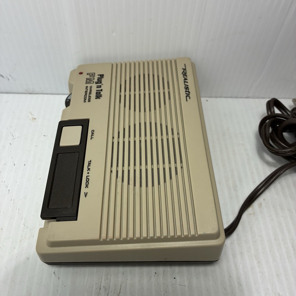 Realistic Plug 'n Talk Wireless FM Intercom System Only 1 Station 43-207C VTG