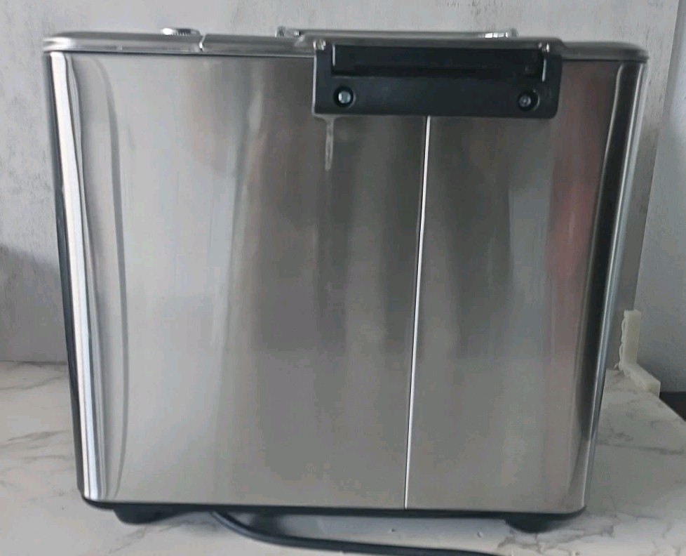 Neretva Bread Maker Machine 2LB Automatic Breadmaker PE8866SU Stainless Steel