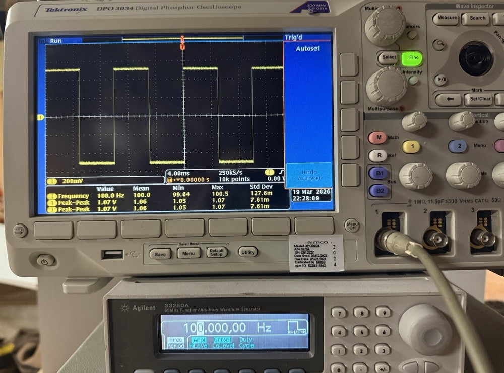 Agilent 33250A 80MHz Arbitrary Waveform Generator Tested READ