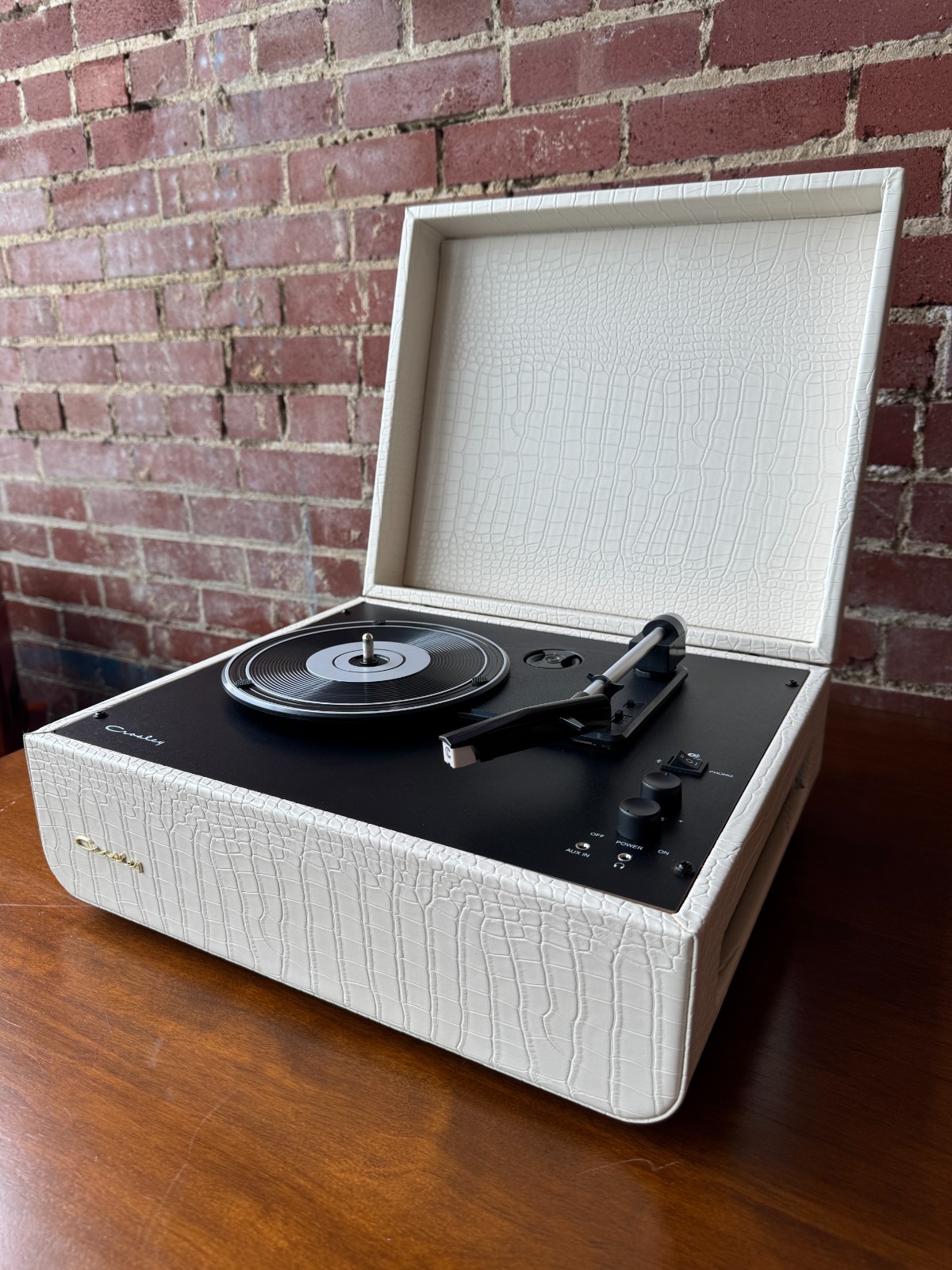 Open Box- Mercury Turntable with Bluetooth In/Out - Cream Croc