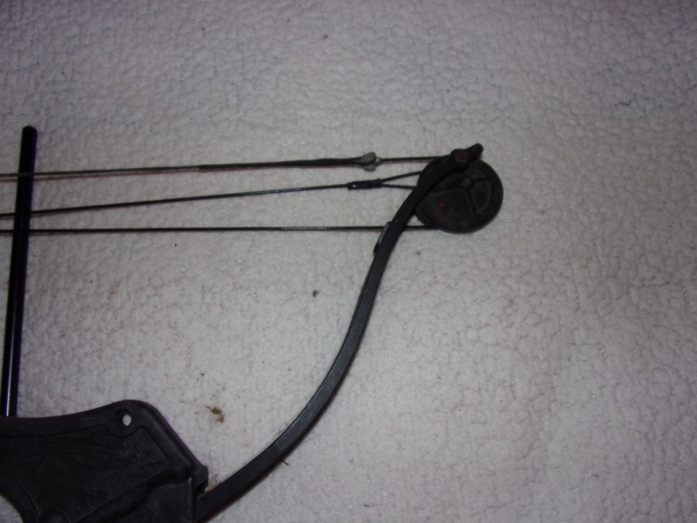 Seneca Youth Compound Bow