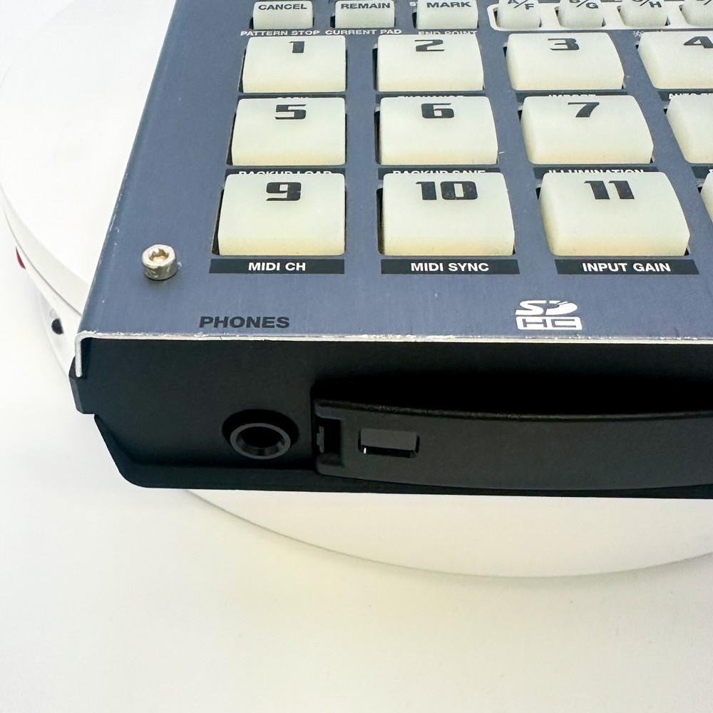 Roland SP-404SX Compact Linear Wave Sampler Tested Good Condition