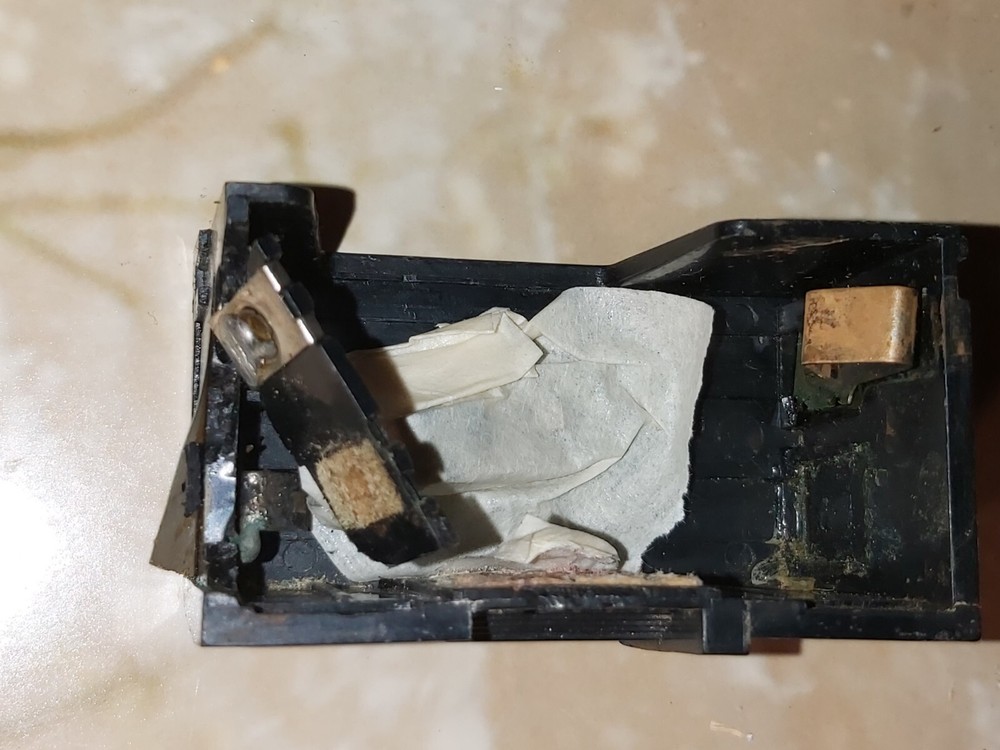 Radio ''Toshiba model IC 700 C''