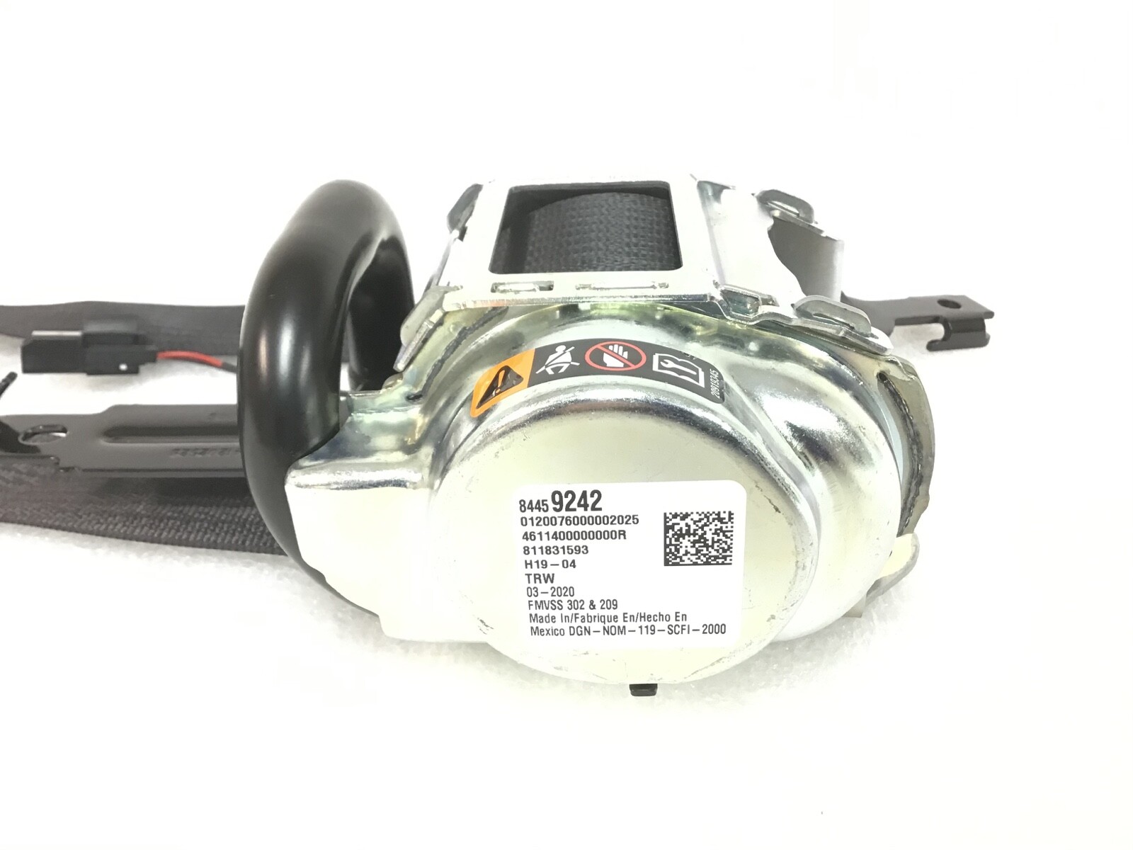 2019 2020 2021 2022 Chevy Silverado 1500 front right seat belt BLACK 84512913