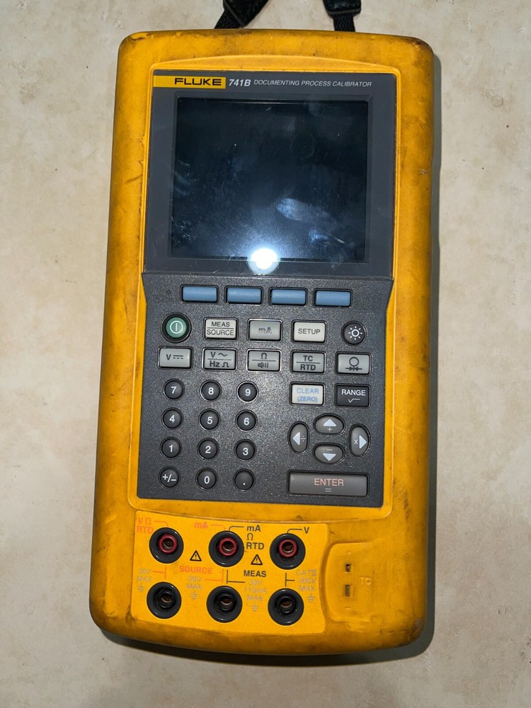 Fluke 741B Documenting Process Calibrator Multifunctional Pre-Owned