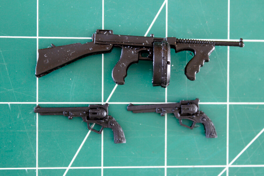 Custom Arsenal pack resin black cast 1:12 Tommy Gun revolvers