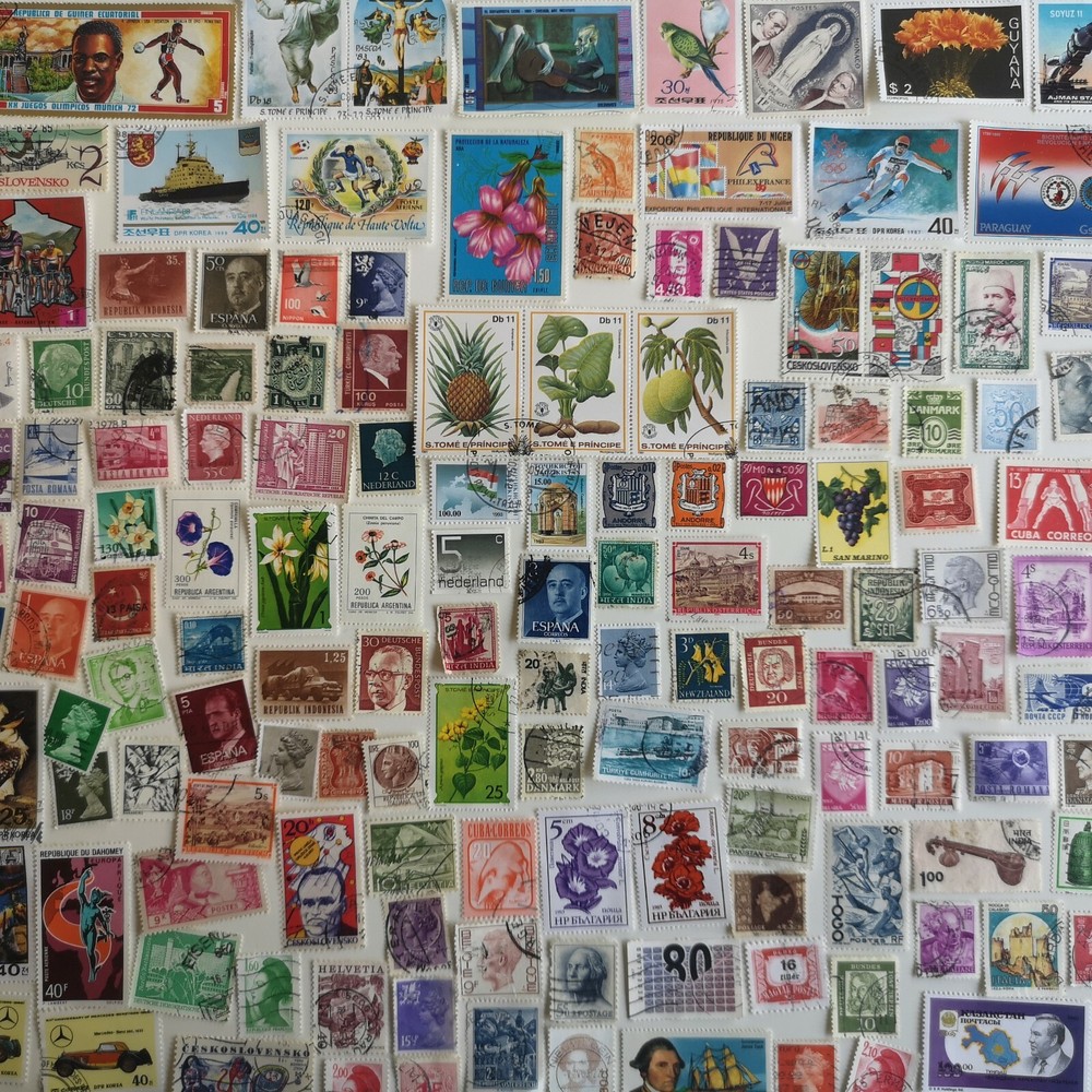 Worldwide Stamps Collection - 200 to 100,000 Different Stamps