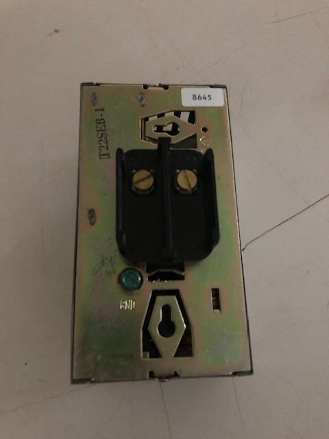 JOHNSON CONTROLS T22SEB-1 Heating-Cooling Thermostat