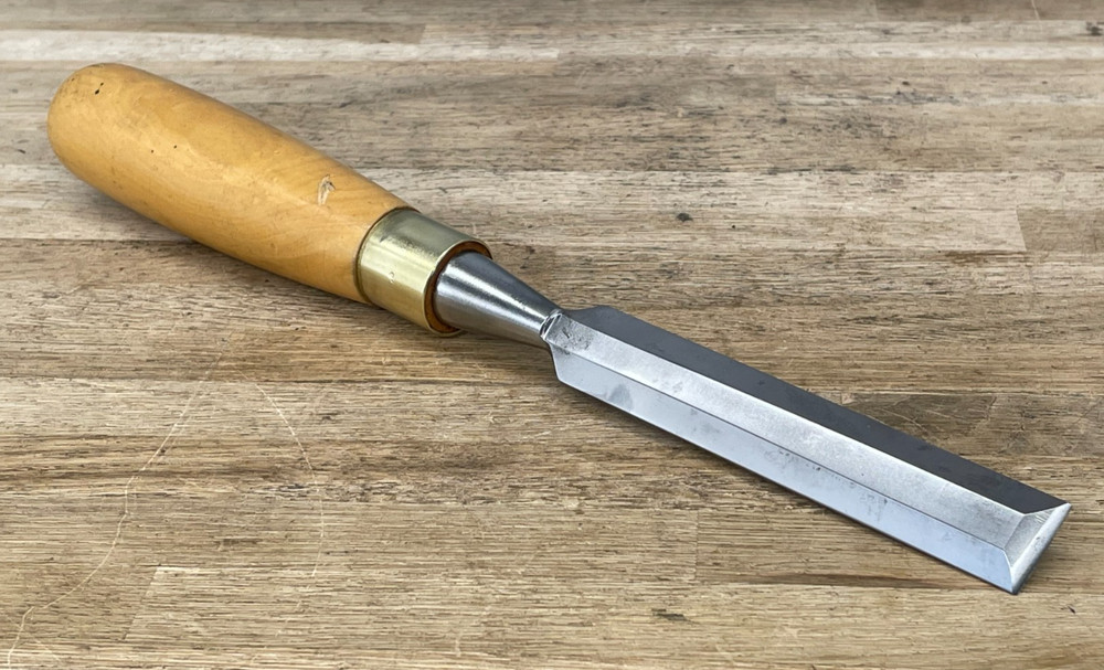 Vintage 3/4" Bevel Edge Chisel Woodworking Carpenter Old Tool