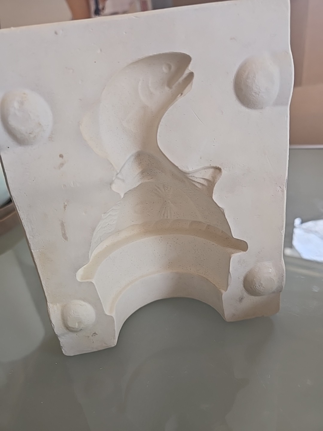 Alberta's #669 Slip Mold Fish Top Stien