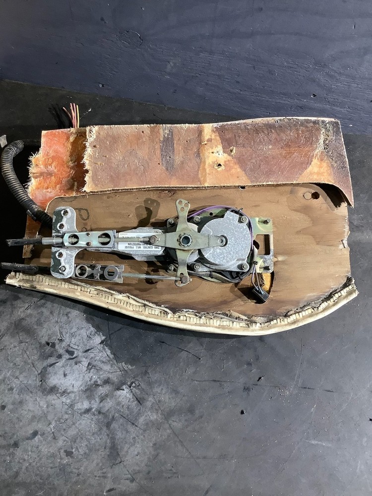 Volvo Penta Side Mount Throttle Control Box Assy. / 2007 Stingray 180RX