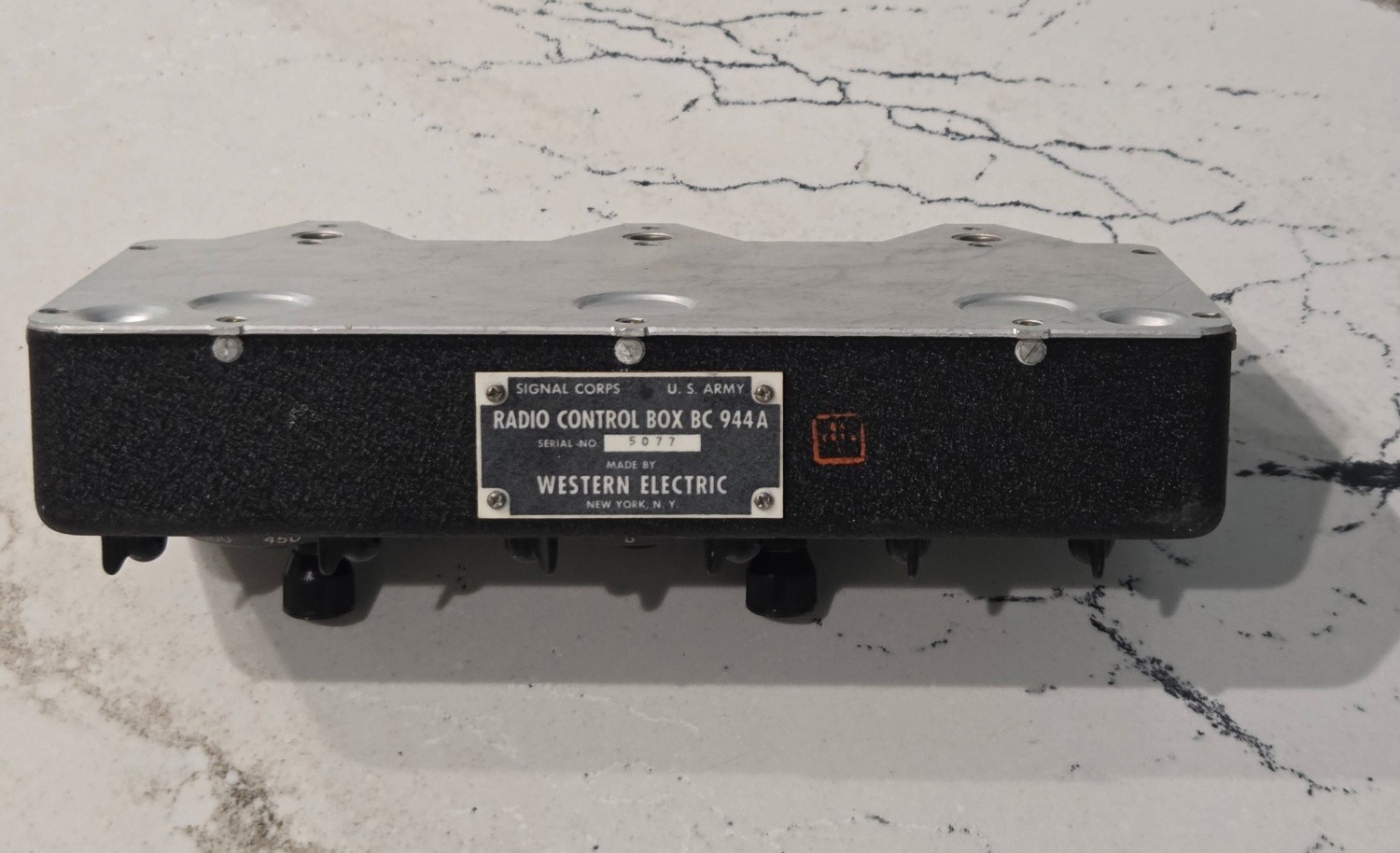 WWII WW2 NOS Military Aircraft Radio Control Box BC-944A ARC-5 Command Set BinF6