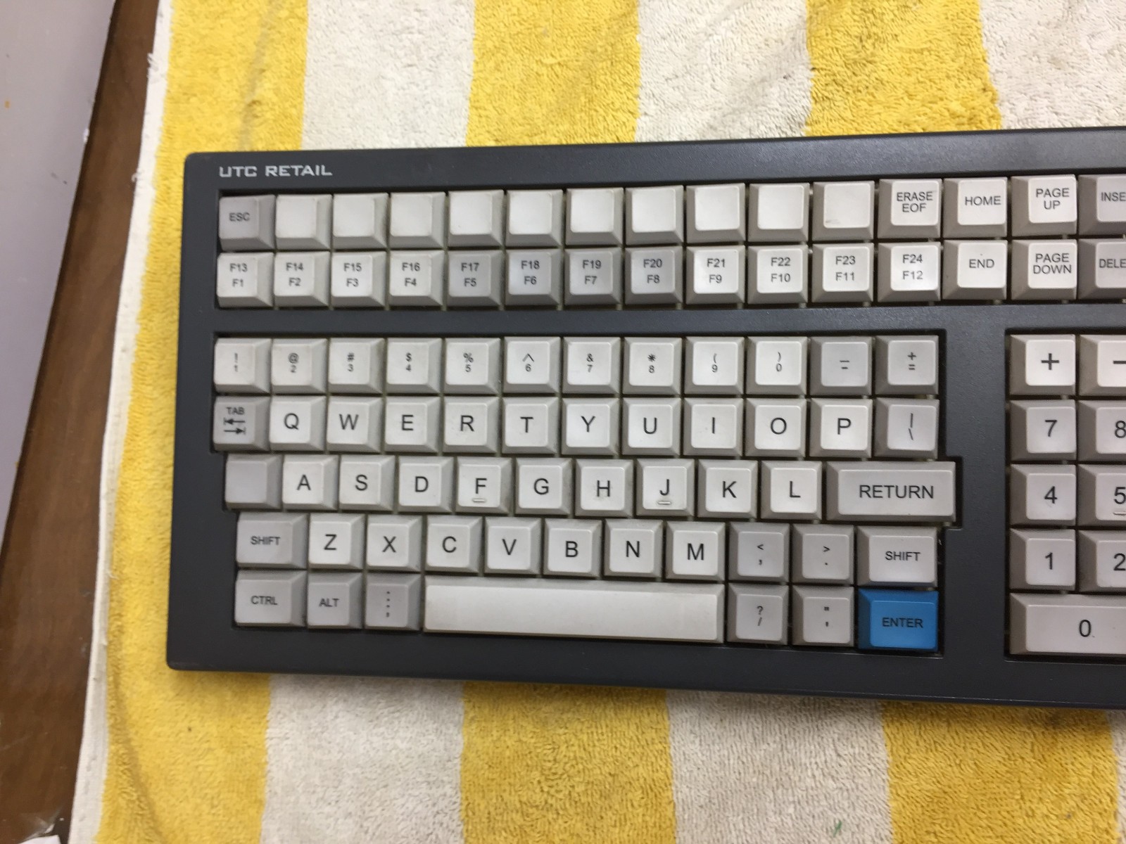 UTC RETAIL 5100 Series POS Keyboard M750-2000-11744 free shipping