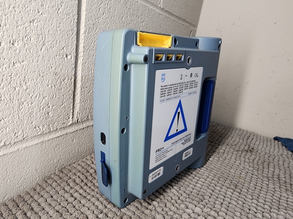 PHILIPS FR2+ HEARTSTART AUTOMATIC EXTERNAL AED No Pads W/BATTERY