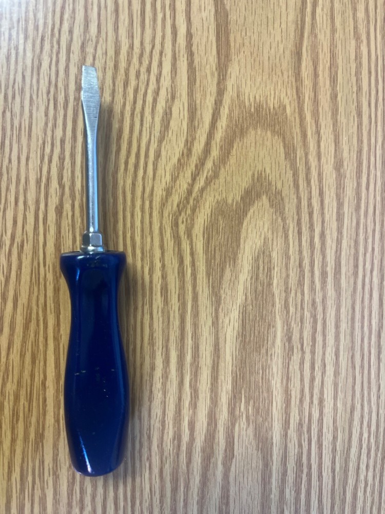 SNAP ON - SDD2 - 6.5" LONG FLAT BLADE SCREWDRIVER WITH BLUE HANDLE - SDD2#2C****