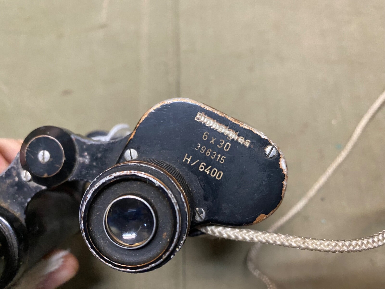 ORIGINAL WWII GERMAN ARMY 6X30 BINOCULARS