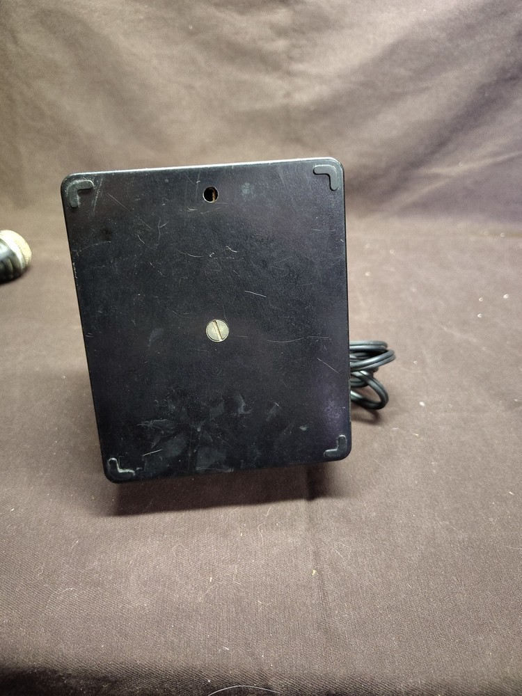 Elenco Electronics Inc. Precision Crosshatch Generator (MODEL SG-100)