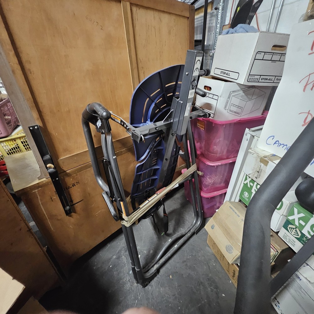 Teeter Hang UPS Inversion Table EP 860 Slightly Used