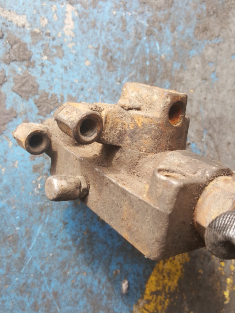 EATON FULLER SLAVE VALVE A-4688