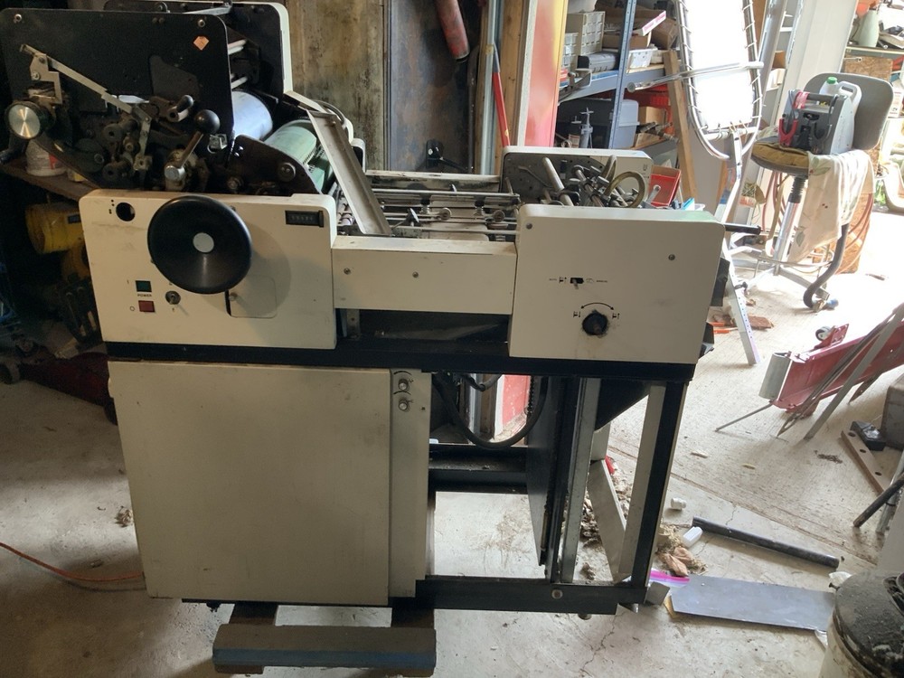 MULTIGRAPHICS 1360 Printing Press Paper Receiver Tray
