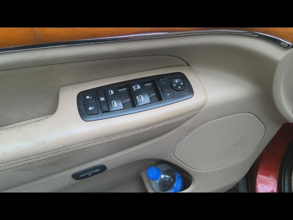 2011 Jeep Grand Cherokee Fuse Box Cabin Used OEM