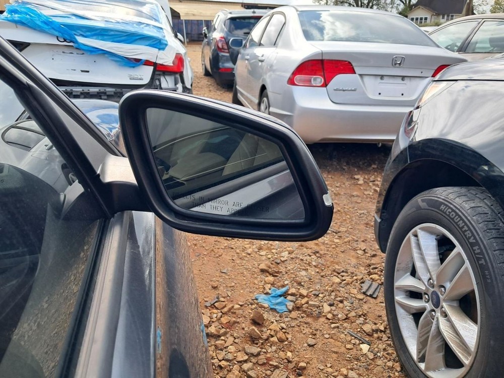 320I 2014 Glove Box 4816732