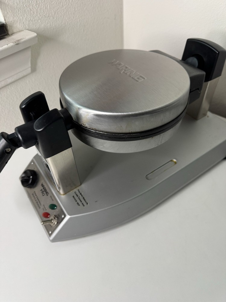 Waring Pro WMK300A Belgian Waffle Maker - Silver ~No drip plate