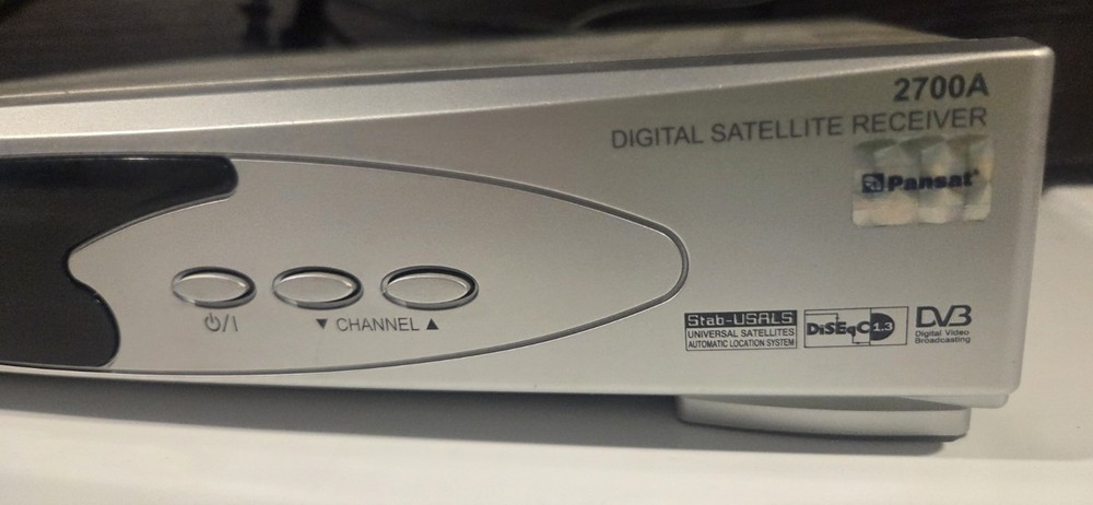 📺 Pansat 2700A Satellite Receiver & Remote – Tested