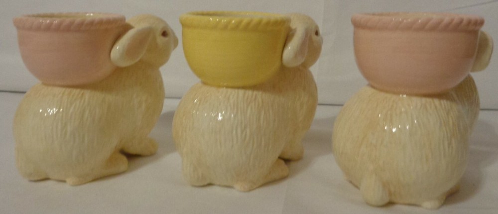 HALLMARK EASTER BUNNY RABBIT FIGURE LOT 3 TABLE DECOR EGG CUP CANDLE HOLDER