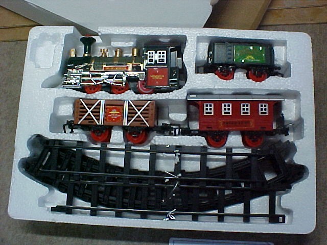 Christmas Choo-Choo Train / Multi Set - Battery Operated