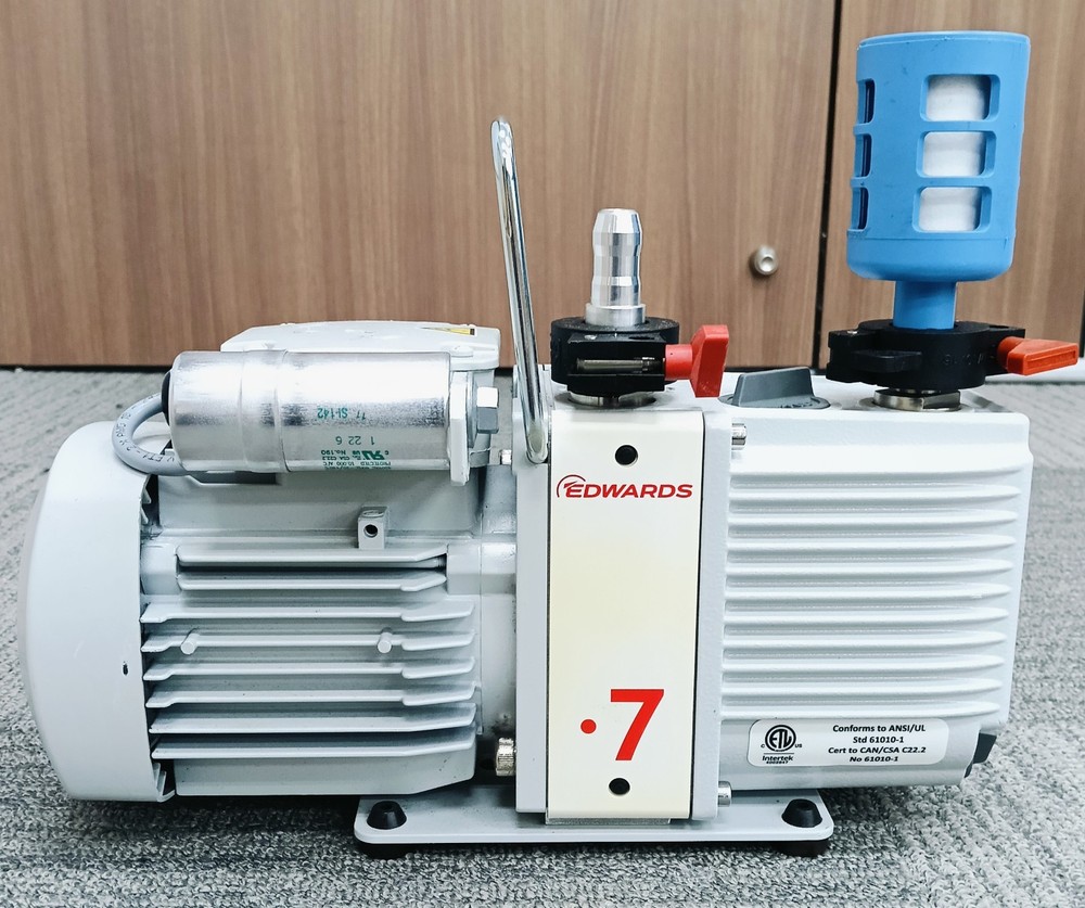 Edwards E2M0.7 Rotary Vane Pump