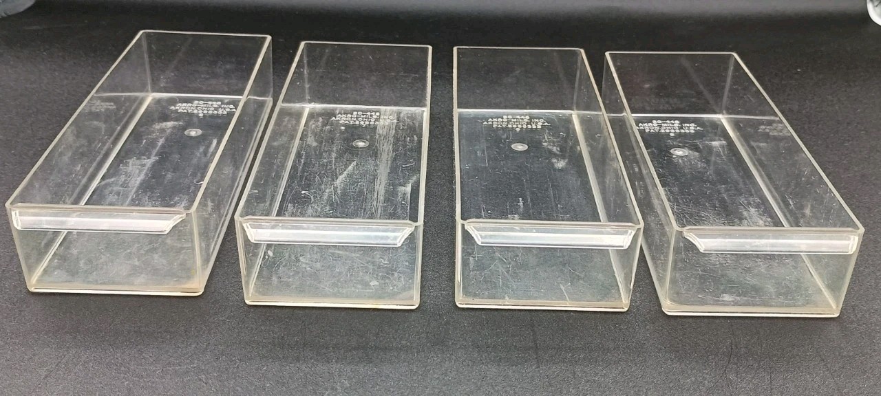 4 Hard Plastic Akro-Mills Replacement Drawers 20-445 Plastic Drawers